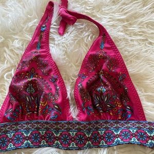 Size medium womens bikini only tried on never worn